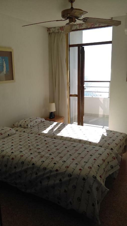 Апартаменты Apartamento Centro Торремолинос Экстерьер фото