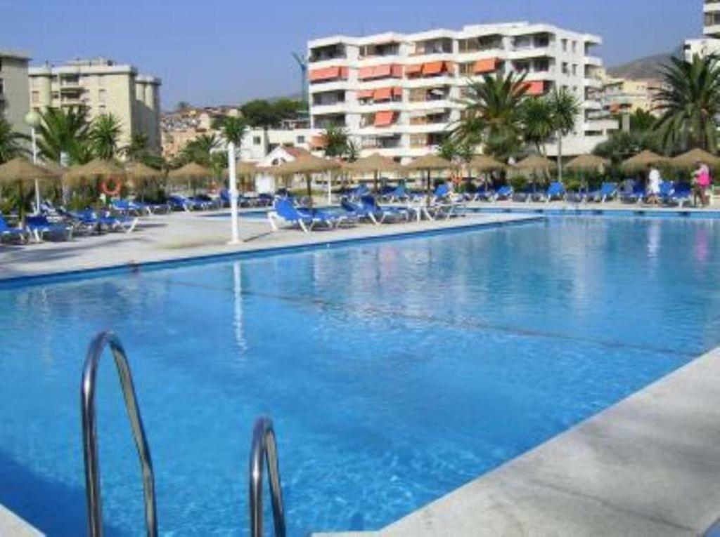 Апартаменты Apartamento Centro Торремолинос Экстерьер фото